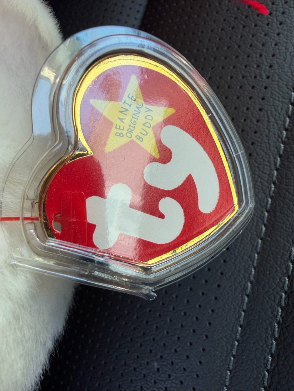 Ty Heart-Shaped Beanie Snow boy. Lg - Picture 3 of 6